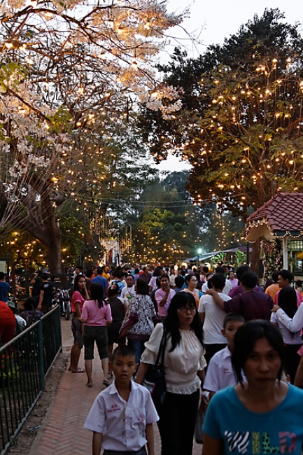 Lopburi King Narai fair-189